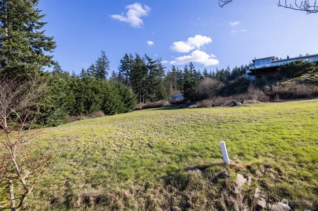 $230,000 | 2707 17th Street, Anacortes, WA 98221