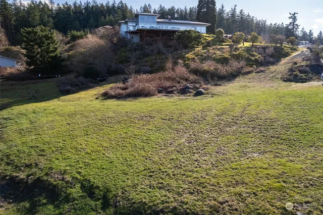 $230,000 | 2707 17th Street, Anacortes, WA 98221