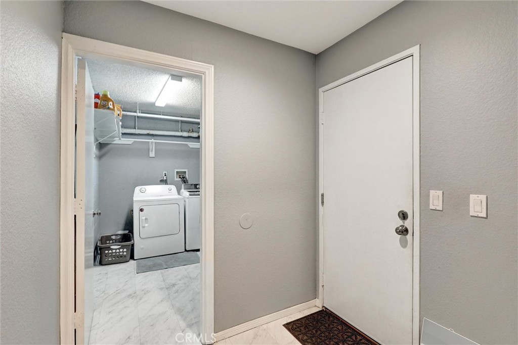 533 Walnut Avenue, Unit 7 Long Beach, CA 90802 - Photo 14 of 43