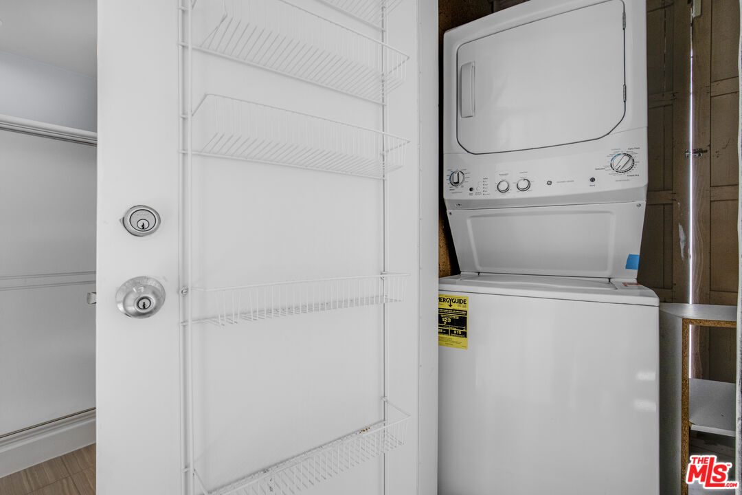 1 Ironsides Street, Unit 14 Marina del Rey, CA 90292 - Photo 24 of 26