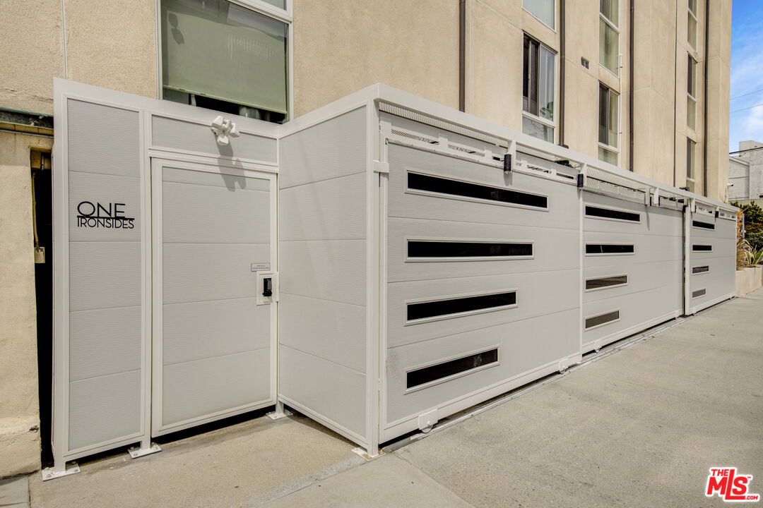 1 Ironsides Street, Unit 14 Marina del Rey, CA 90292 - Photo 25 of 26