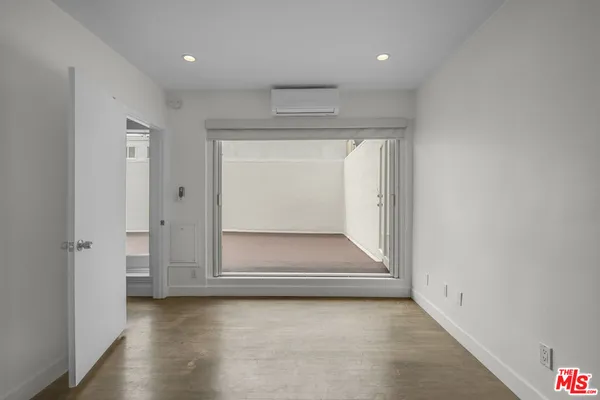$8,900 | 1 Ironsides Street, Unit 14, Marina del Rey, CA 90292