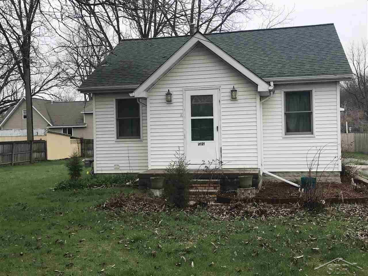 2121 King Road Saginaw, MI 48601 - Photo 1 of 26 31338061.JPG