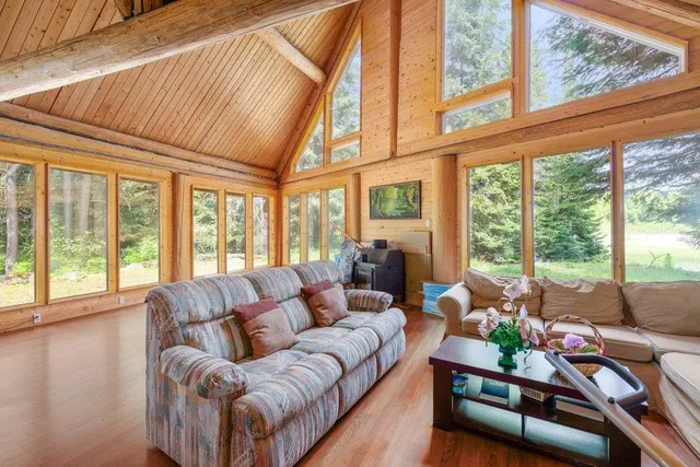 $575,000 | 652 Penny Lane, Usk, WA 99180