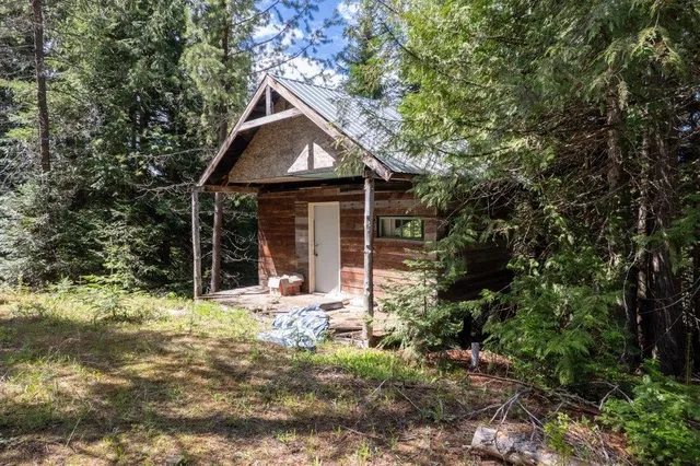 $575,000 | 652 Penny Lane, Usk, WA 99180