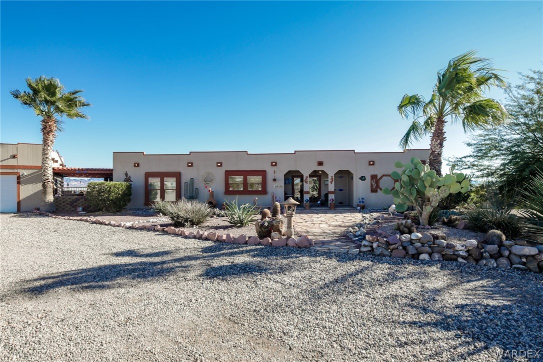4150 Dragoon Road Golden Valley, AZ 86413 - Photo 4 of 49 a house view with a sitting space