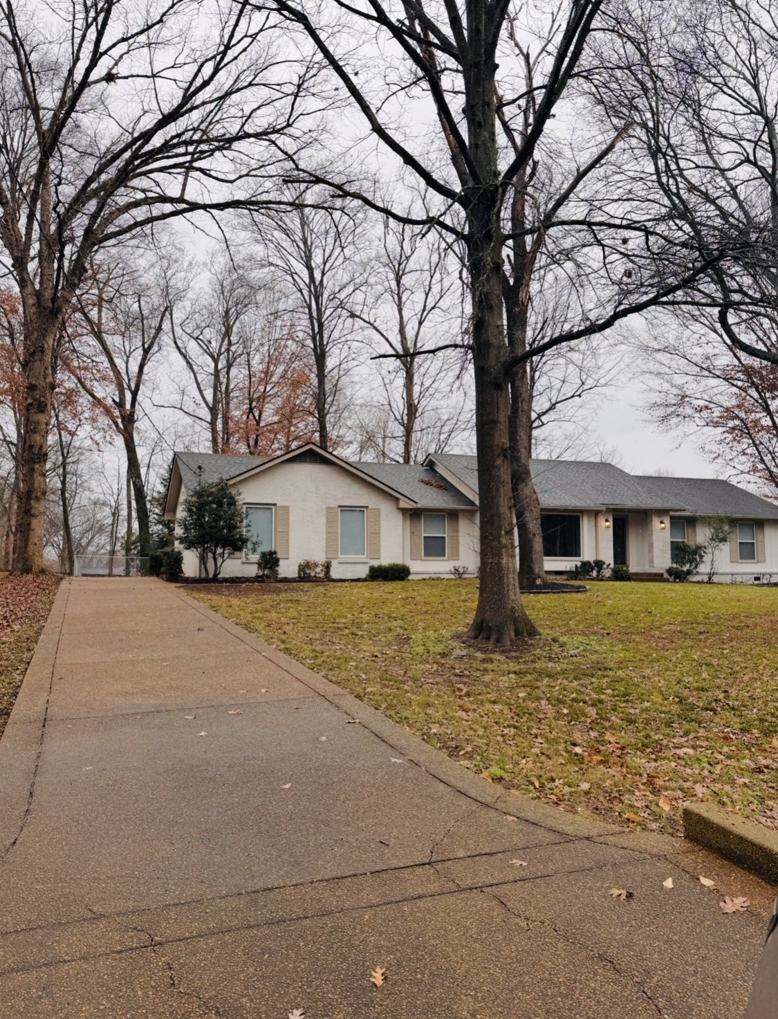 113 Millbrook Road Hendersonville, TN 37075 - Photo 1 of 30 Gallery Image 1