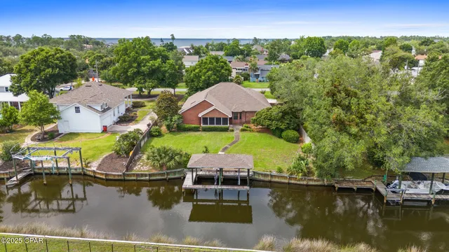 $749,000 | 106 Queens Circle, Panama City, FL 32405