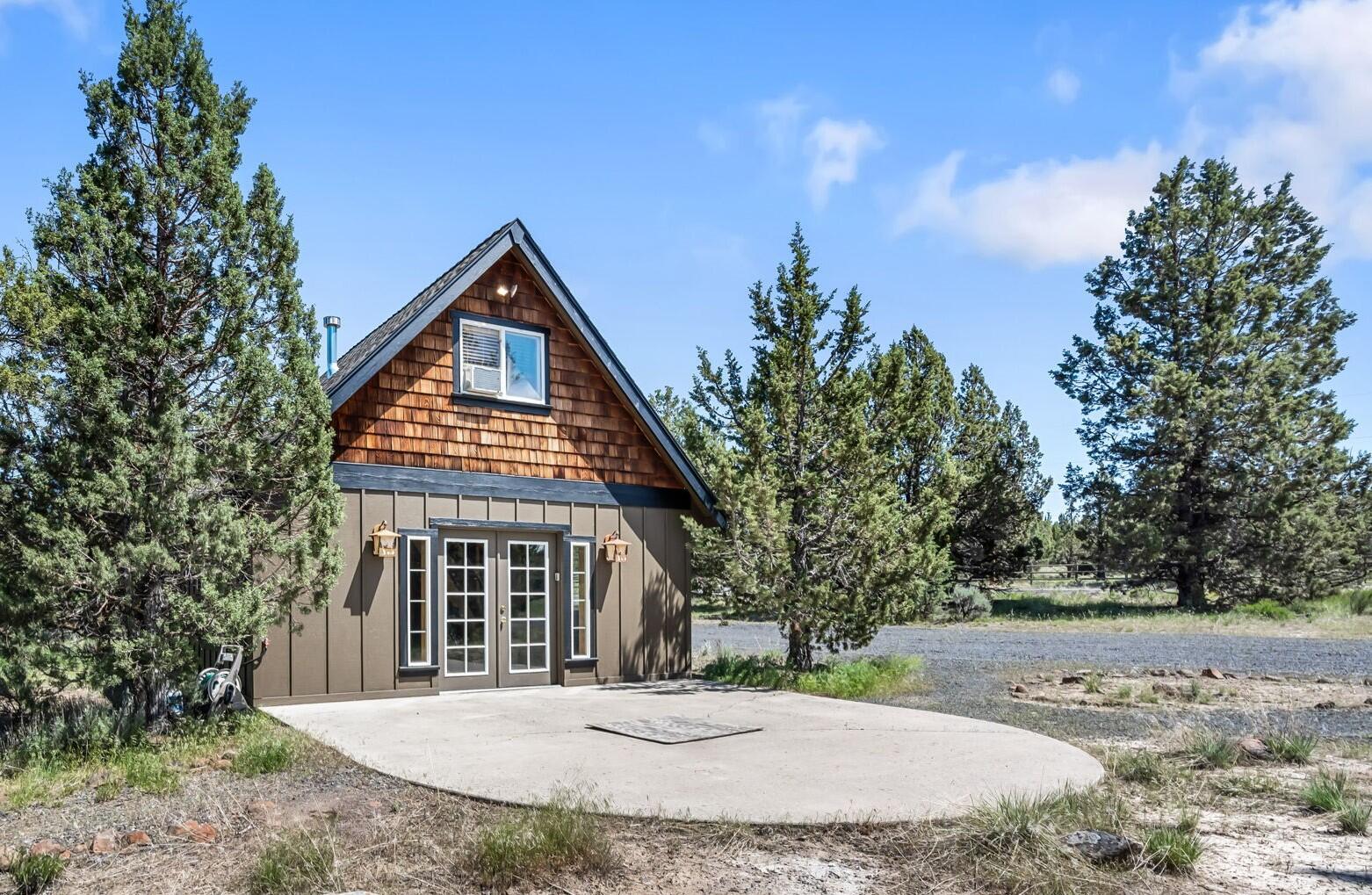 3555 Southeast Zuni Road Prineville, OR 97754 - Photo 1 of 22 2023_06_01_3555_se_zuni_rd_pv-2