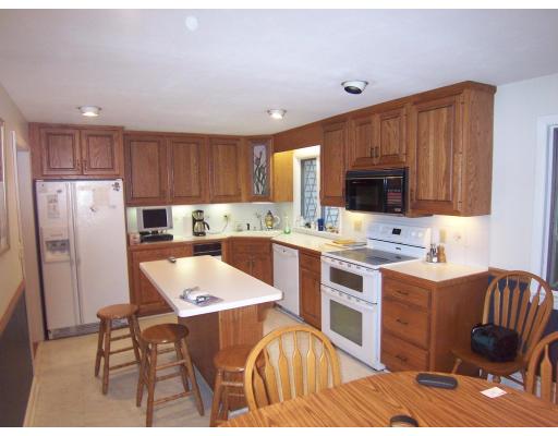 69 Cranmore Road Braintree, MA 02184 - Photo 2 of 5 Gallery Image 2