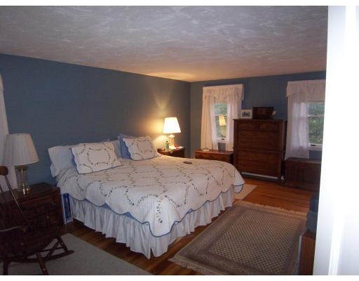 69 Cranmore Road Braintree, MA 02184 - Photo 4 of 5 Gallery Image 4