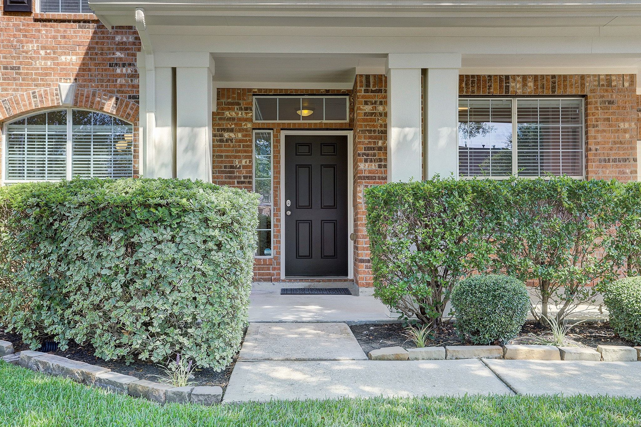12331 Crescent Mountain Lane Humble, TX 77346 - Photo 6 of 34 front view of a house with a yard