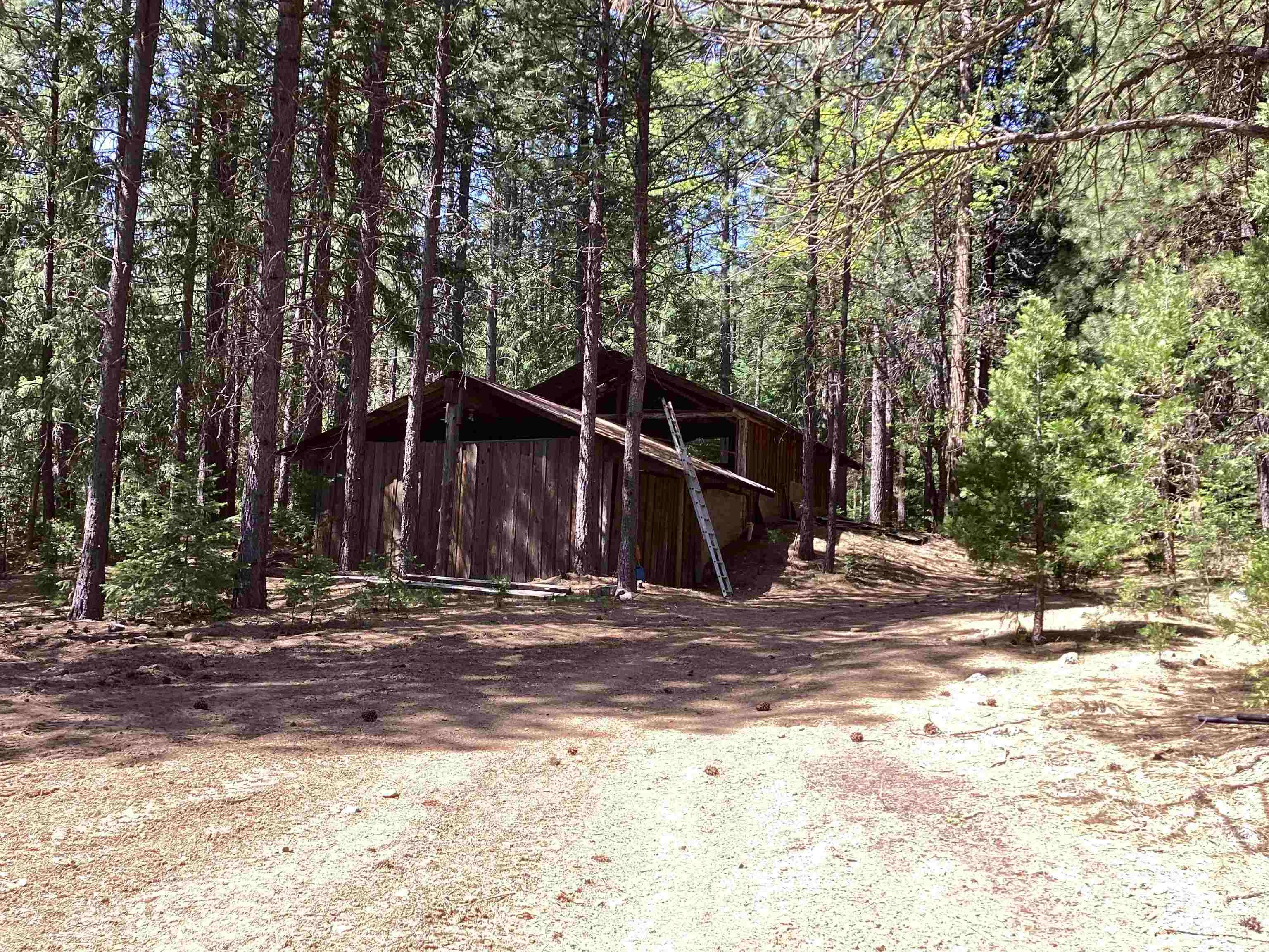 Nsa Emigrant Creek Road Greenview, CA 96037 - Photo 37 of 49 Gallery Image 37