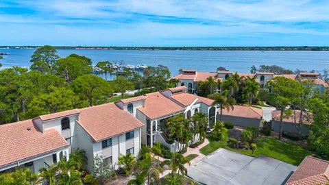 $360,000 | 2516 Northwest Seagrass Drive, Unit 8B, Palm City, FL 34990