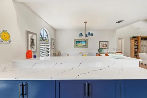$360,000 | 2516 Northwest Seagrass Drive, Unit 8B, Palm City, FL 34990