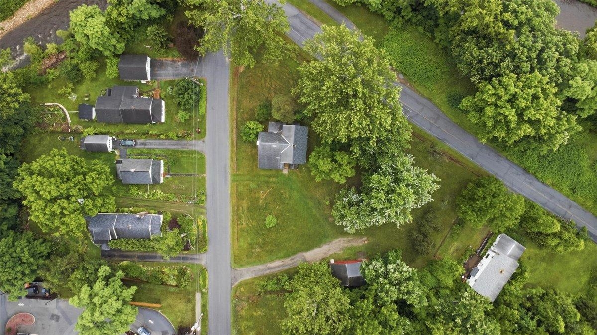 105 Hicks Avenue Bennington, VT 05201 - Photo 39 of 42