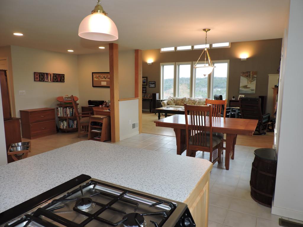 126 Barton Road Epsom, NH 03234 - Photo 9 of 24