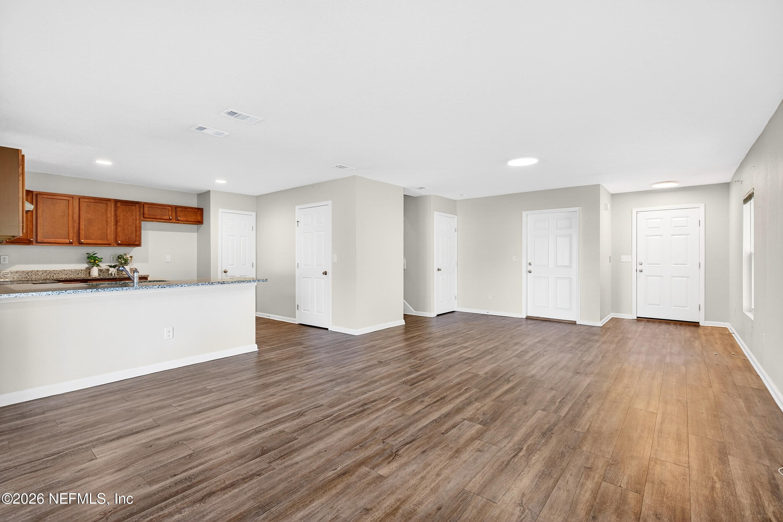 8043 Stuart Avenue Jacksonville, FL 32220 - Photo 4 of 22 007__D2A2865