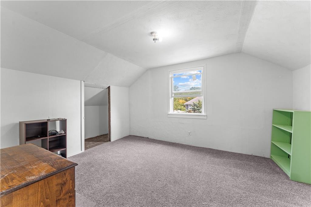 369 Lefever Hill Road Cheswick, PA 15024 - Photo 28 of 38 Master Bedroom on 2nd Floor is approximately 11'x14'