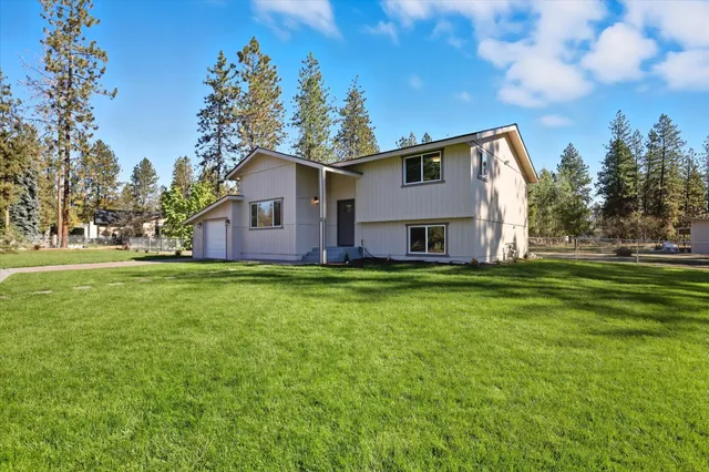 $520,000 | 16406 North Tamarac Lane, Nine Mile Falls, WA 99026