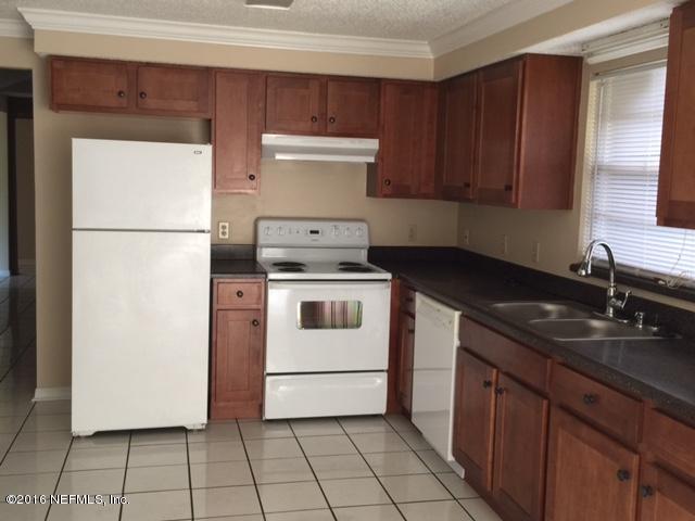 8004 Springtree Road Jacksonville, FL 32210 - Photo 5 of 14 IMG_2306