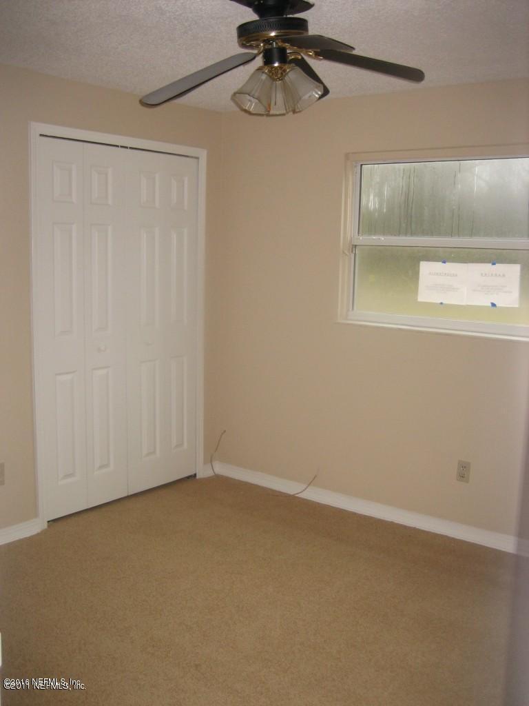 8004 Springtree Road Jacksonville, FL 32210 - Photo 7 of 14 image