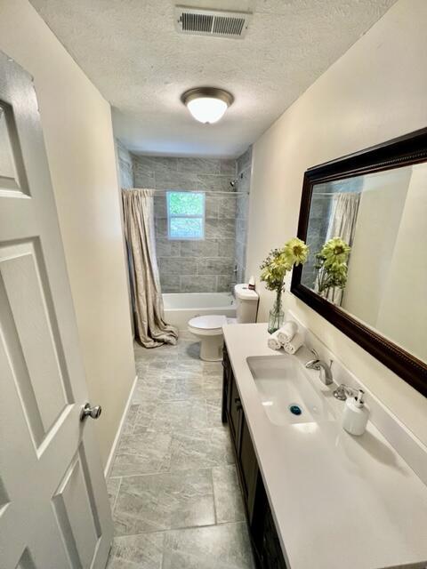 4783 Bourke Road Columbus, OH 43229 - Photo 7 of 22