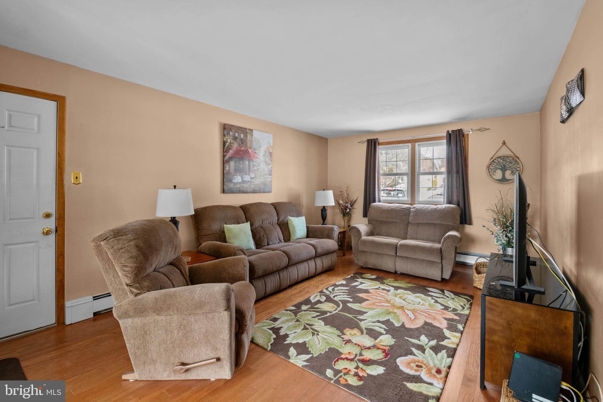 1302 Eagle Road West Chester, PA 19382 - Photo 30 of 57 Family Room