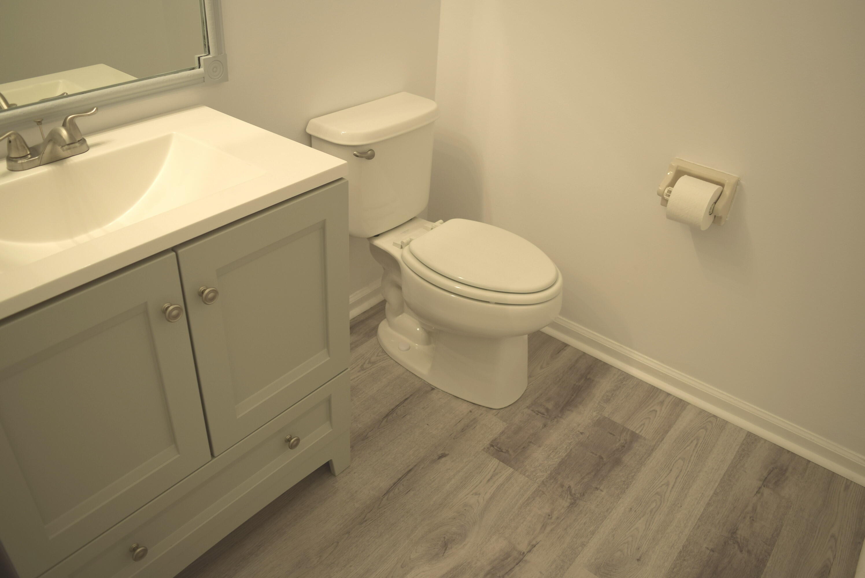 5350 Elmhurst Road, Unit A West Palm Beach, FL 33417 - Photo 8 of 9 Half Bath