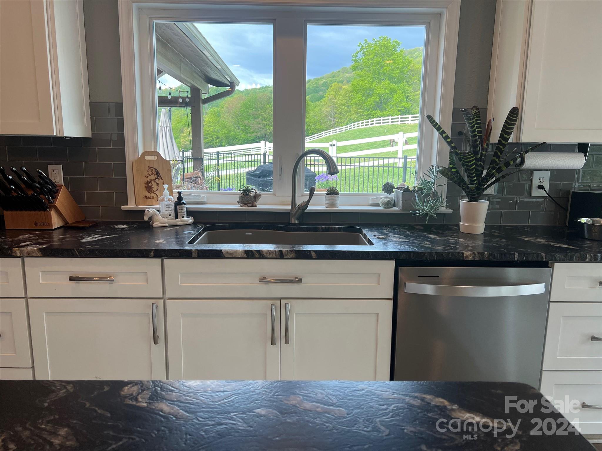 500 Reeves Cove Road Candler, NC 28715 - Photo 19 of 48 Gallery Image 19