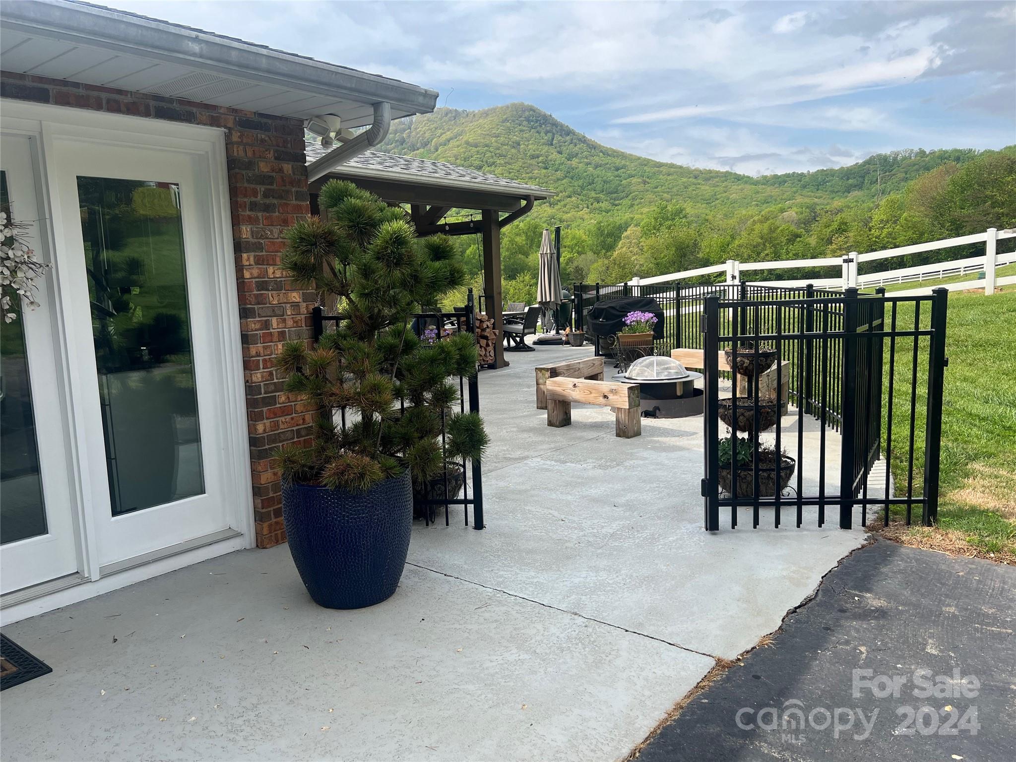 500 Reeves Cove Road Candler, NC 28715 - Photo 40 of 48 Gallery Image 40