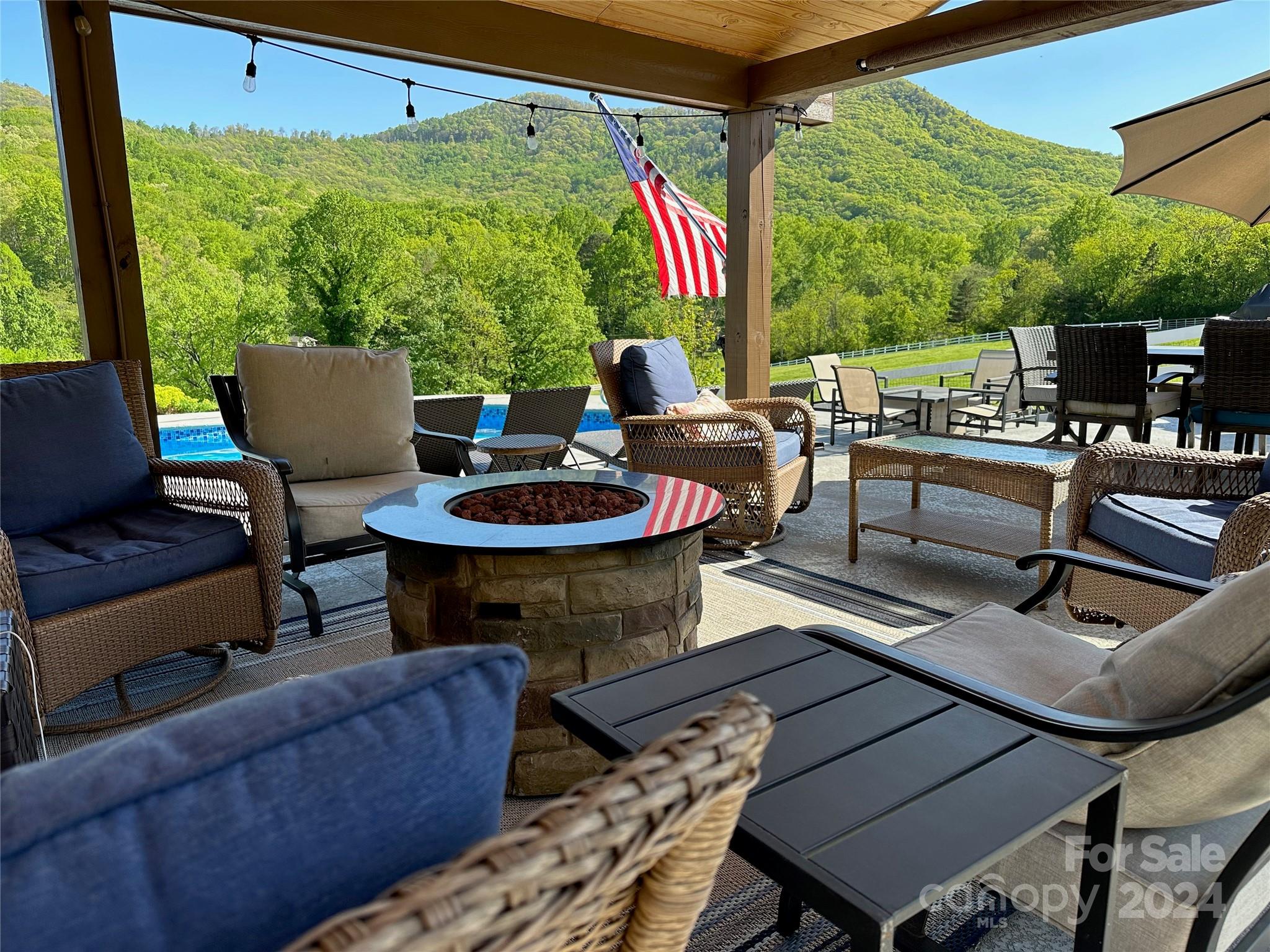 500 Reeves Cove Road Candler, NC 28715 - Photo 10 of 48 Gallery Image 10