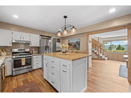 $1,500,000 | 109 Lookout Mountain Circle, Golden, CO 80401
