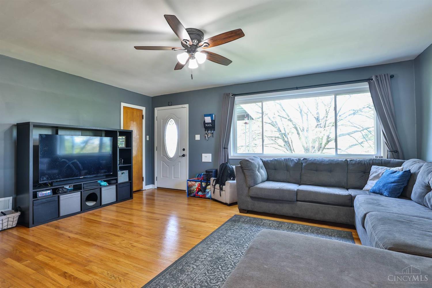4315 Foley Road Cincinnati, OH 45238 - Photo 5 of 28
