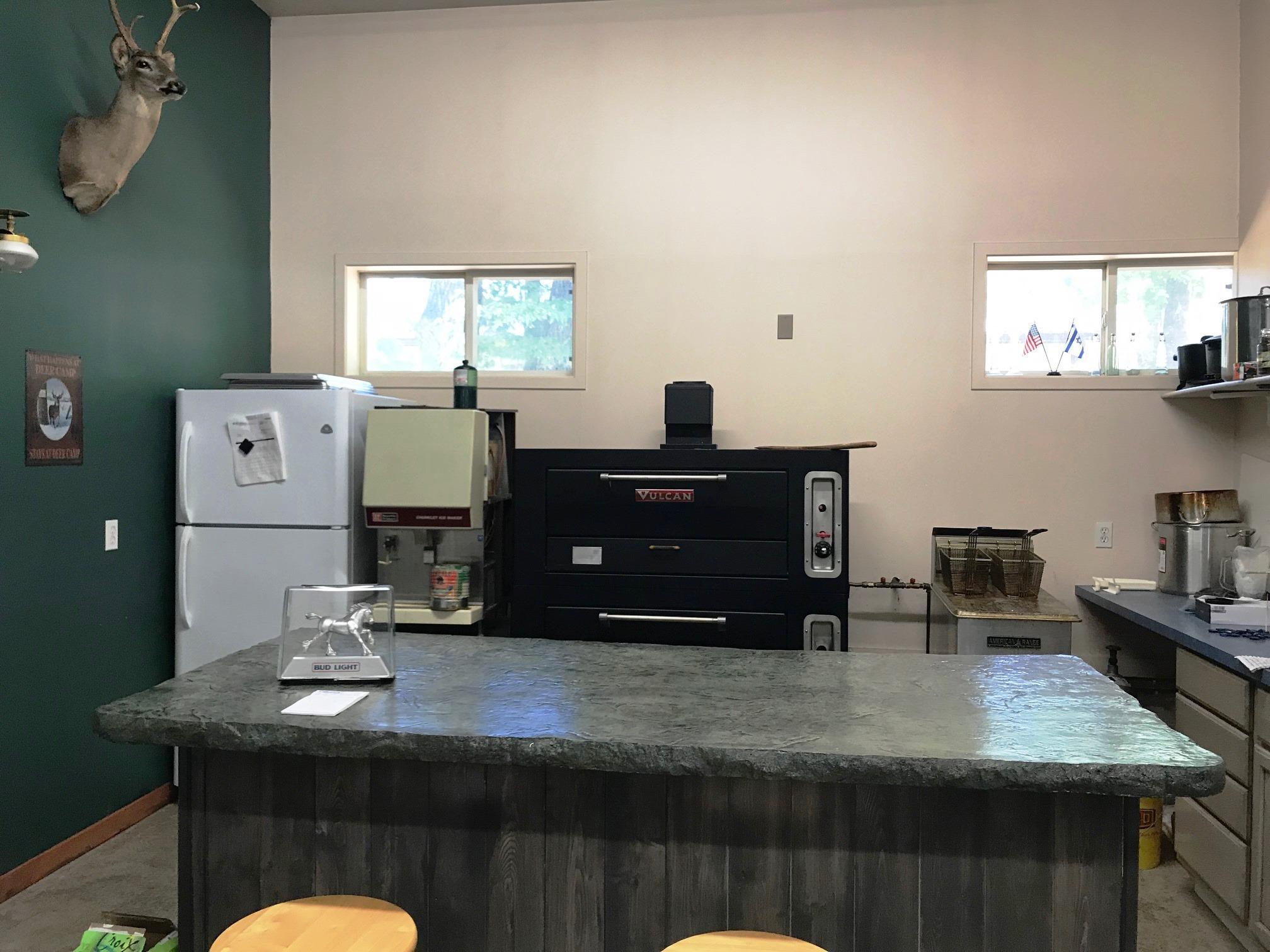 8453-8455 White Road Indian River, MI 49749 - Photo 42 of 56 20190819193331403898000000-o