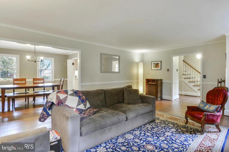 15 Hatsawap Road Cambridge, MD 21613 - Photo 5 of 29 Showing Dining Room And Foyer