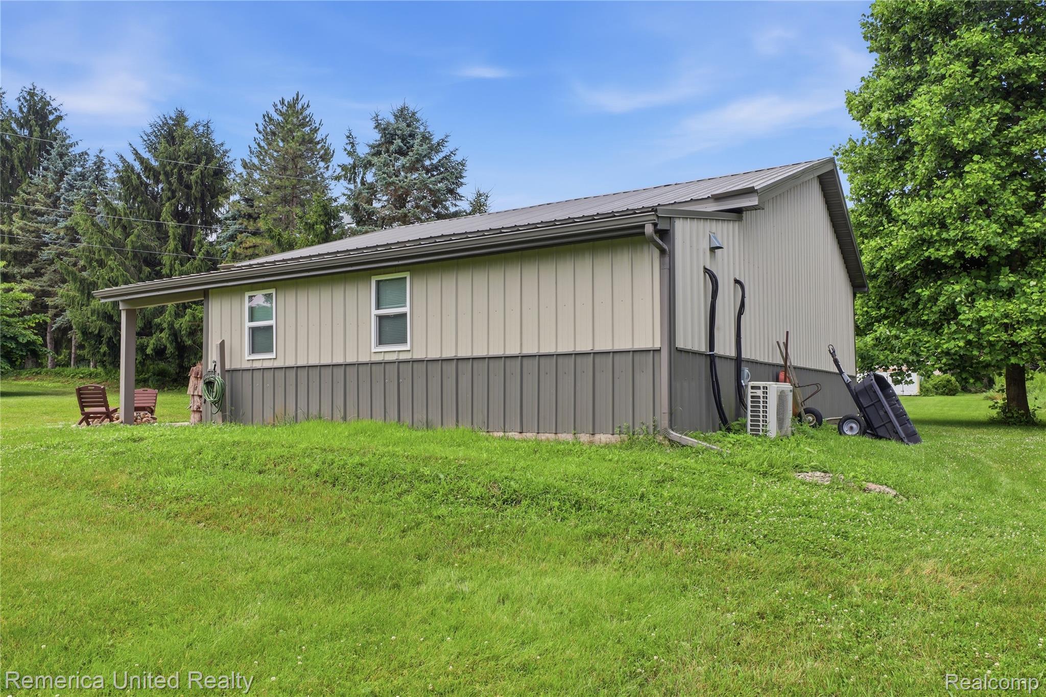 12825 Larkins Road Brighton, MI 48114 - Photo 65 of 79 IMG_3225.JPG
