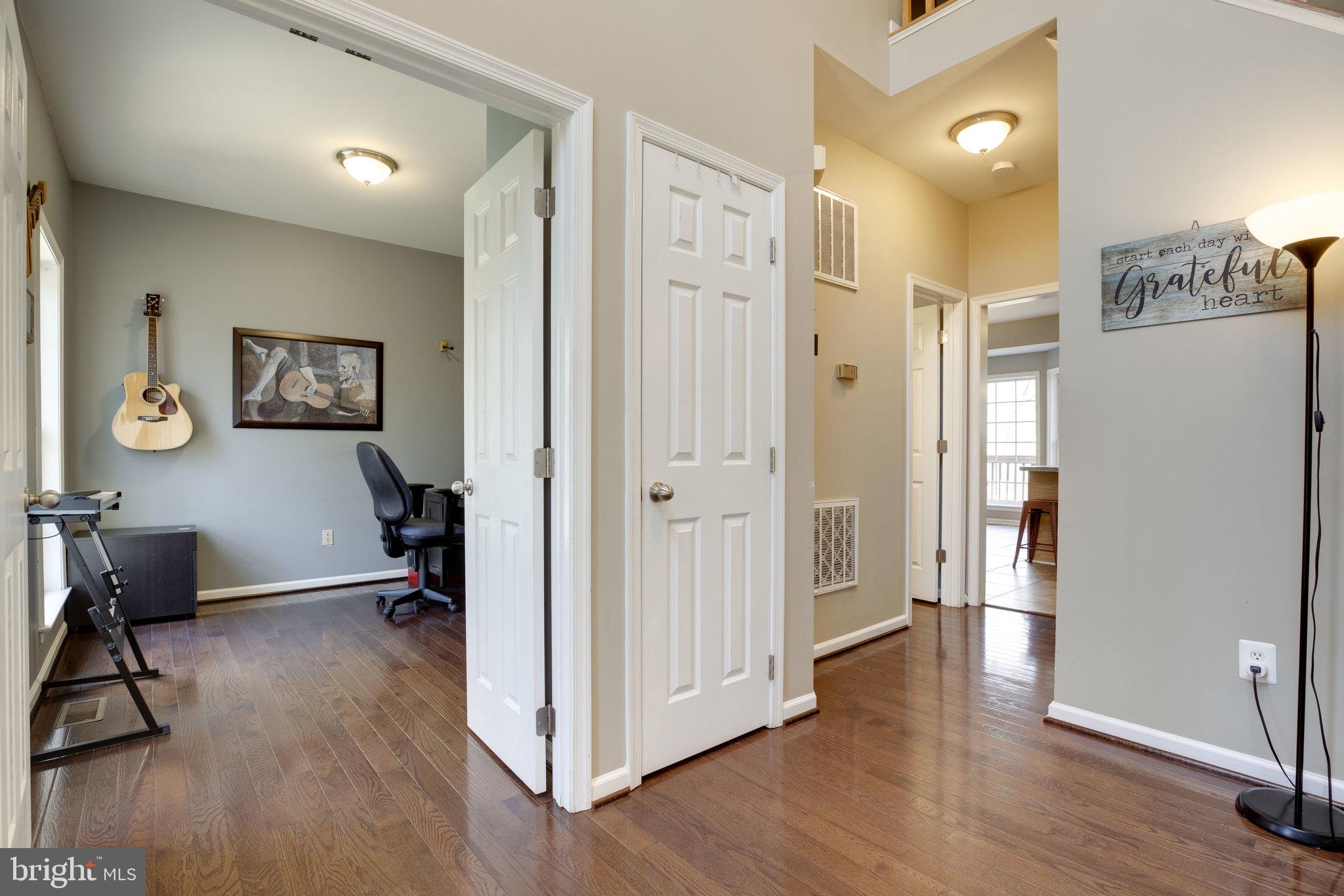 6363 Yates Ford Road Manassas, VA 20111 - Photo 4 of 53 Gleaming Hardwood Floors