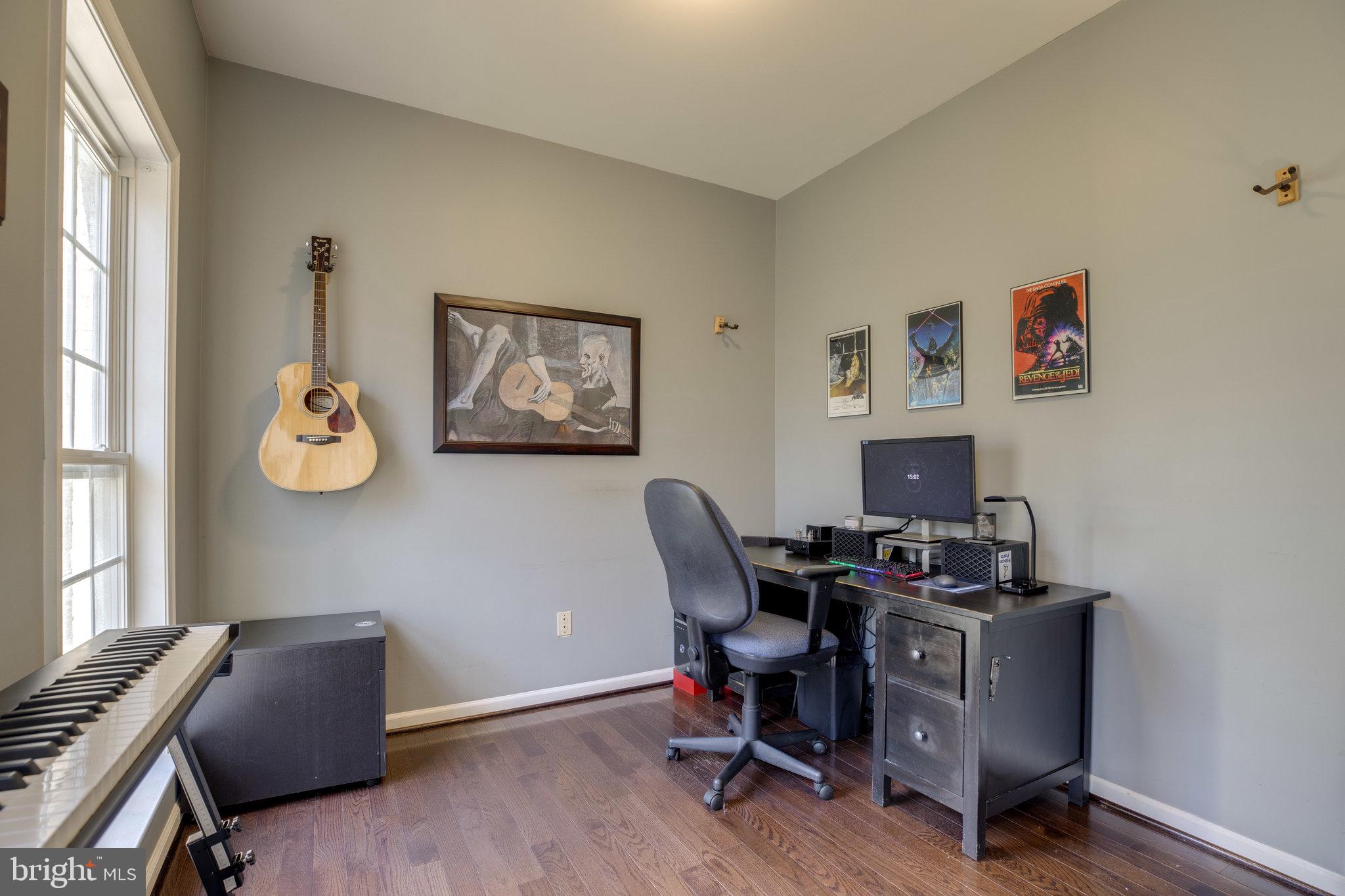 6363 Yates Ford Road Manassas, VA 20111 - Photo 5 of 53 Office on Main Level