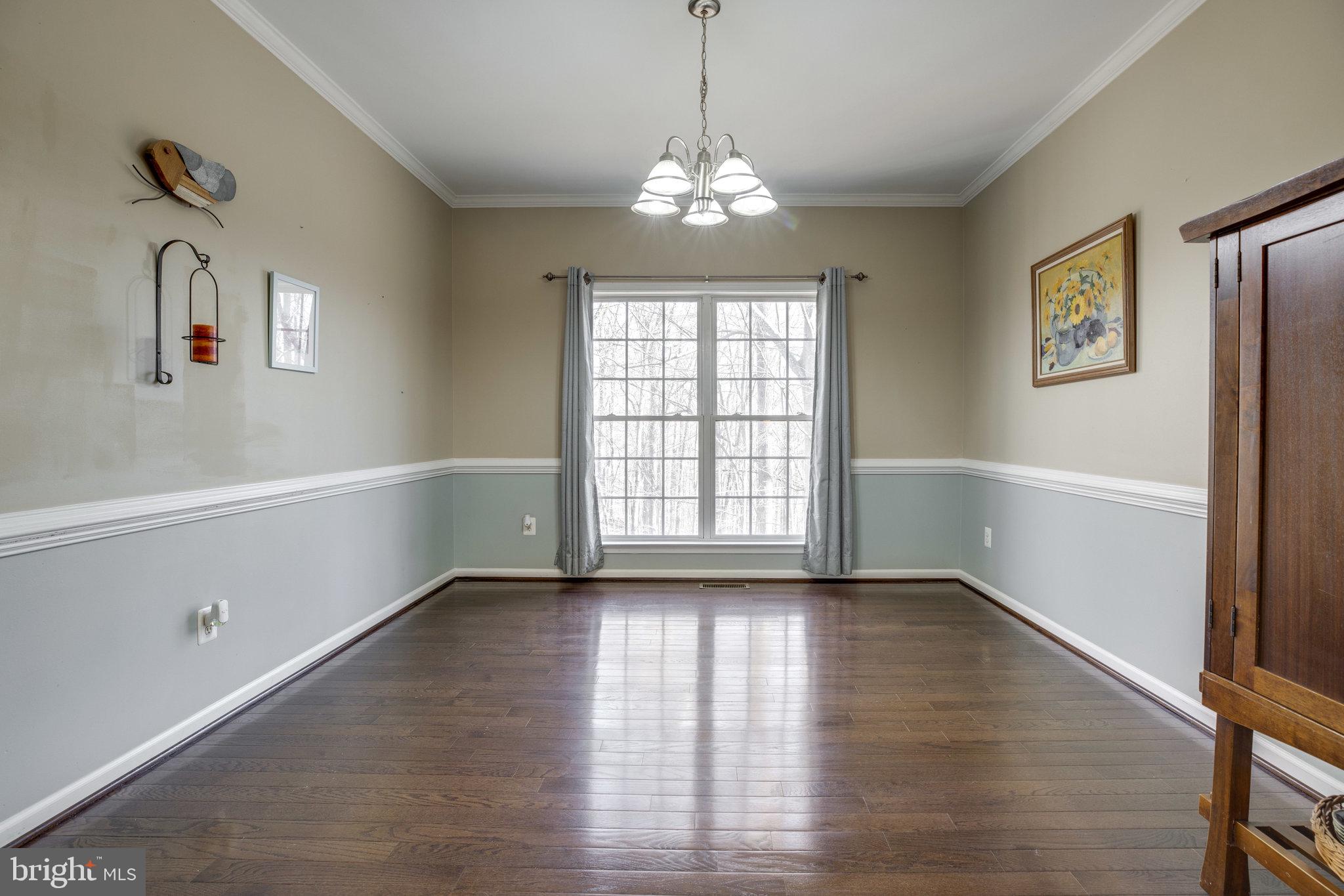 6363 Yates Ford Road Manassas, VA 20111 - Photo 9 of 53 Dining Room with Chair Rail