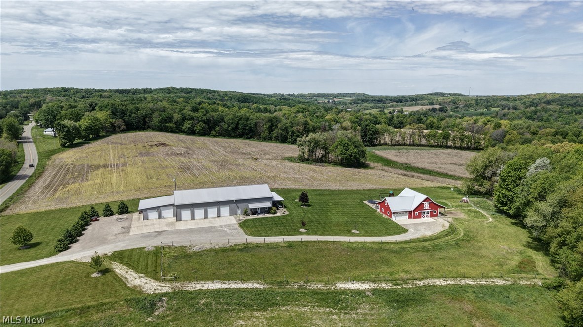 7839 Chestnut Ridge Road Northwest Beach City, OH 44608 - Photo 2 of 48