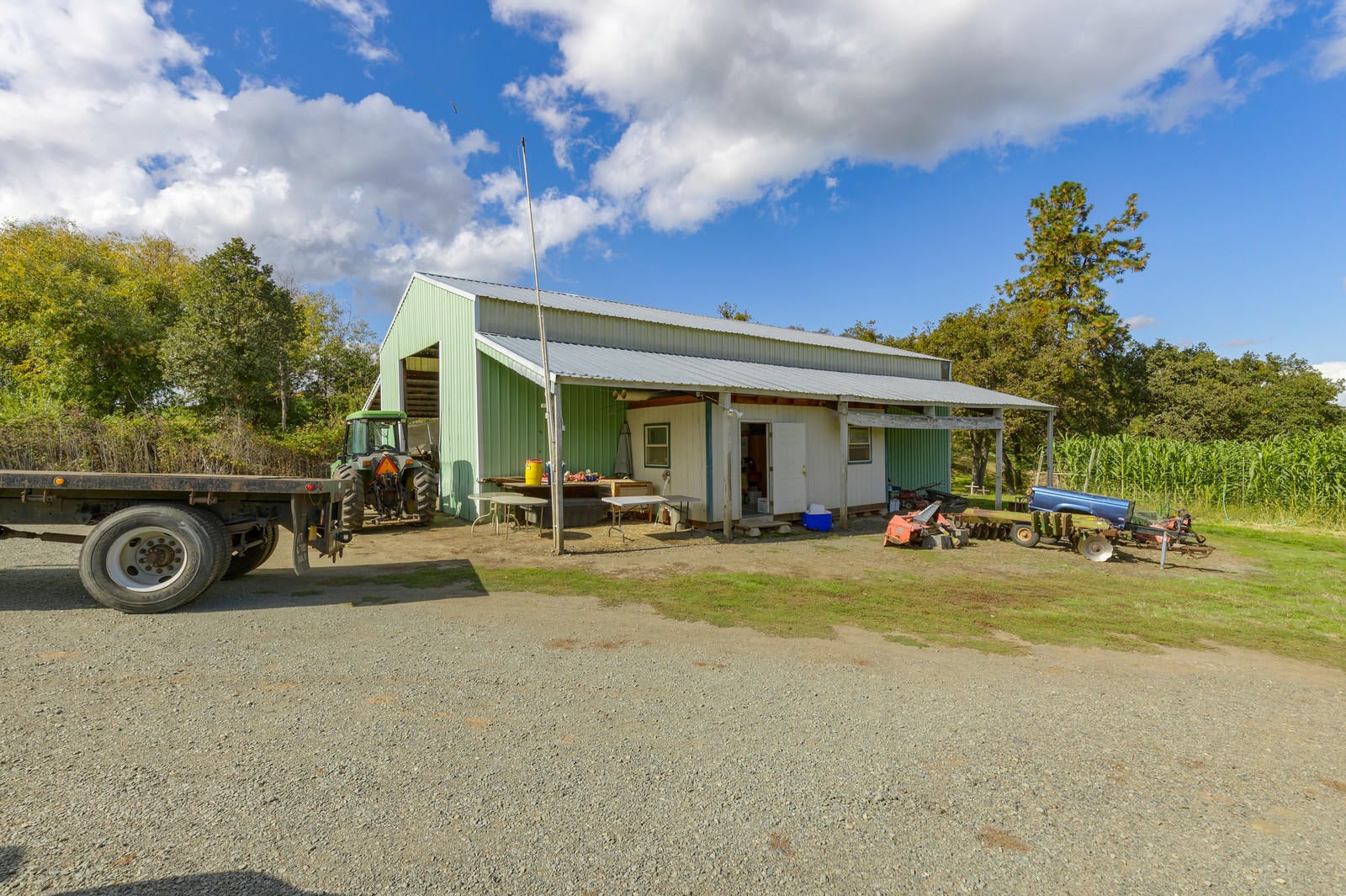 2275-2075 Pioneer Road Talent, OR 97540 - Photo 17 of 19 104_P_104_mls