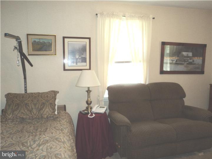 546 Hempstead Road Springfield, PA 19064 - Photo 13 of 25 Bedroom - Main