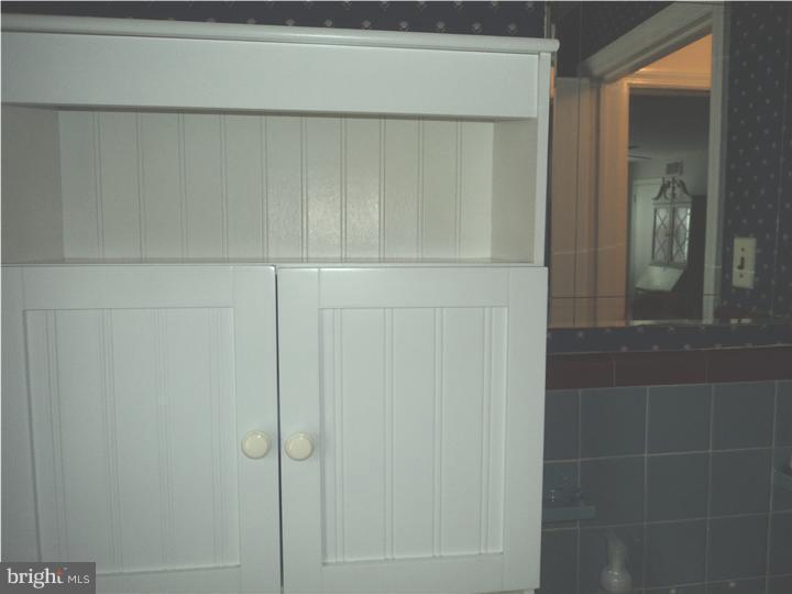 546 Hempstead Road Springfield, PA 19064 - Photo 15 of 25 Bathroom