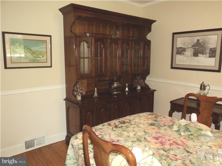 546 Hempstead Road Springfield, PA 19064 - Photo 9 of 25 Dining Room