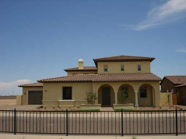 2926 East Warbler Road Gilbert, AZ 85297 - Photo 1 of 9 Front Elevation