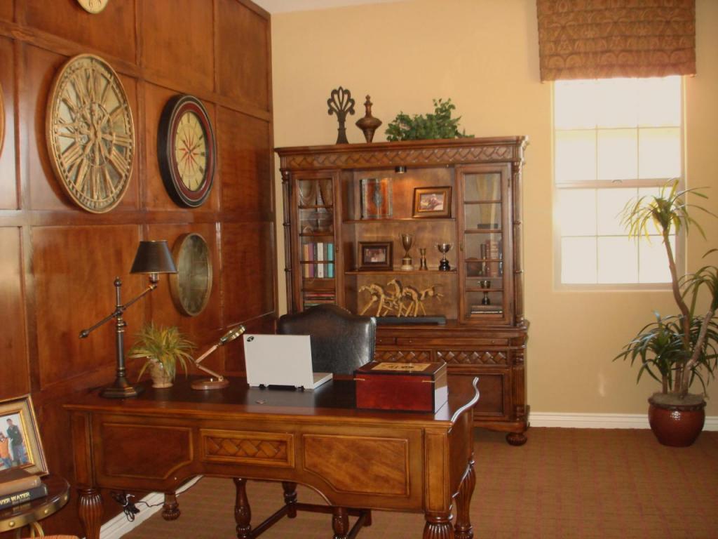 2926 East Warbler Road Gilbert, AZ 85297 - Photo 5 of 9 Office