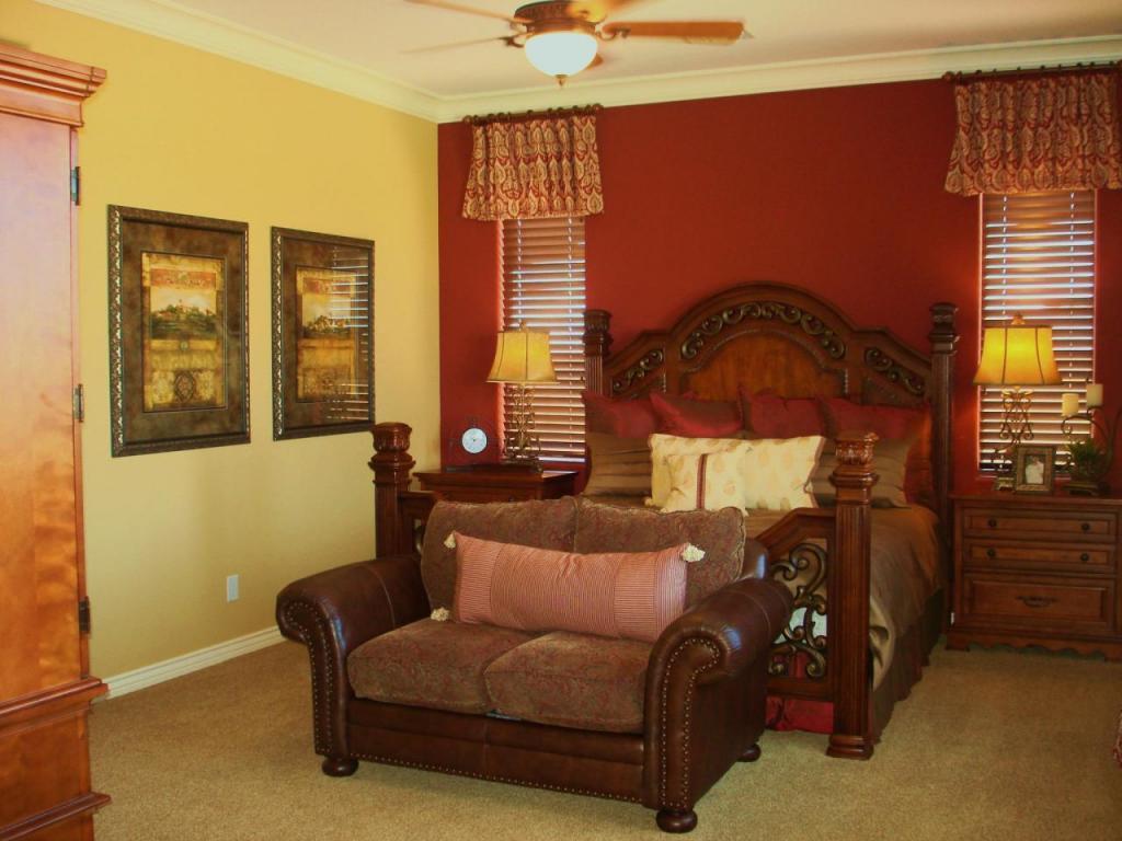 2926 East Warbler Road Gilbert, AZ 85297 - Photo 6 of 9 Master BR