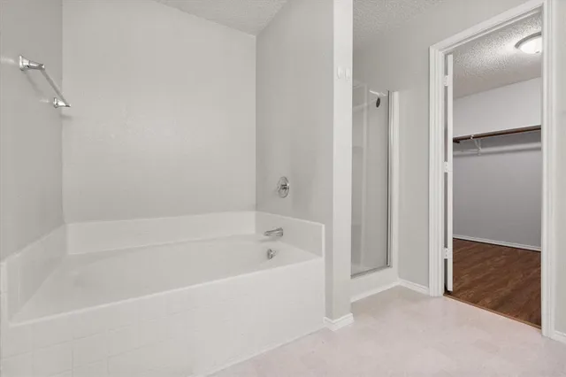 $2,500 | 812 Ericville Drive, Arlington, TX 76001