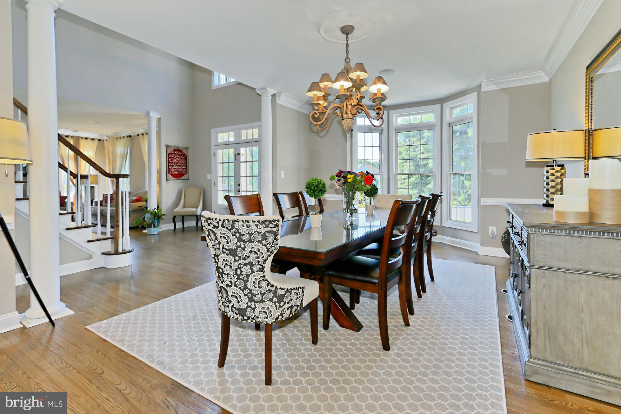 10496 Dunn Meadow Road Vienna, VA 22182 - Photo 3 of 29 Dining Room